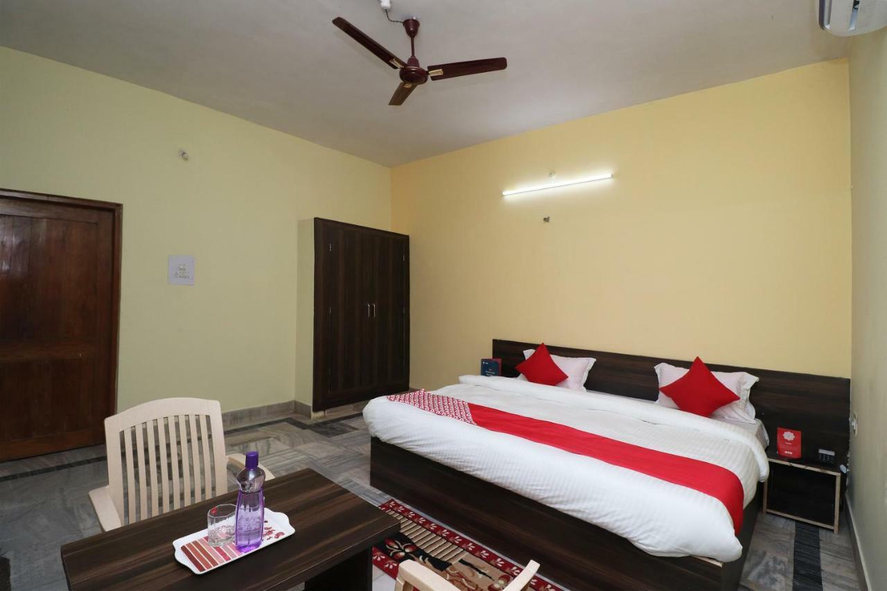 Oyo 35736 Shree Jagannath Lodge Puri Buitenkant foto