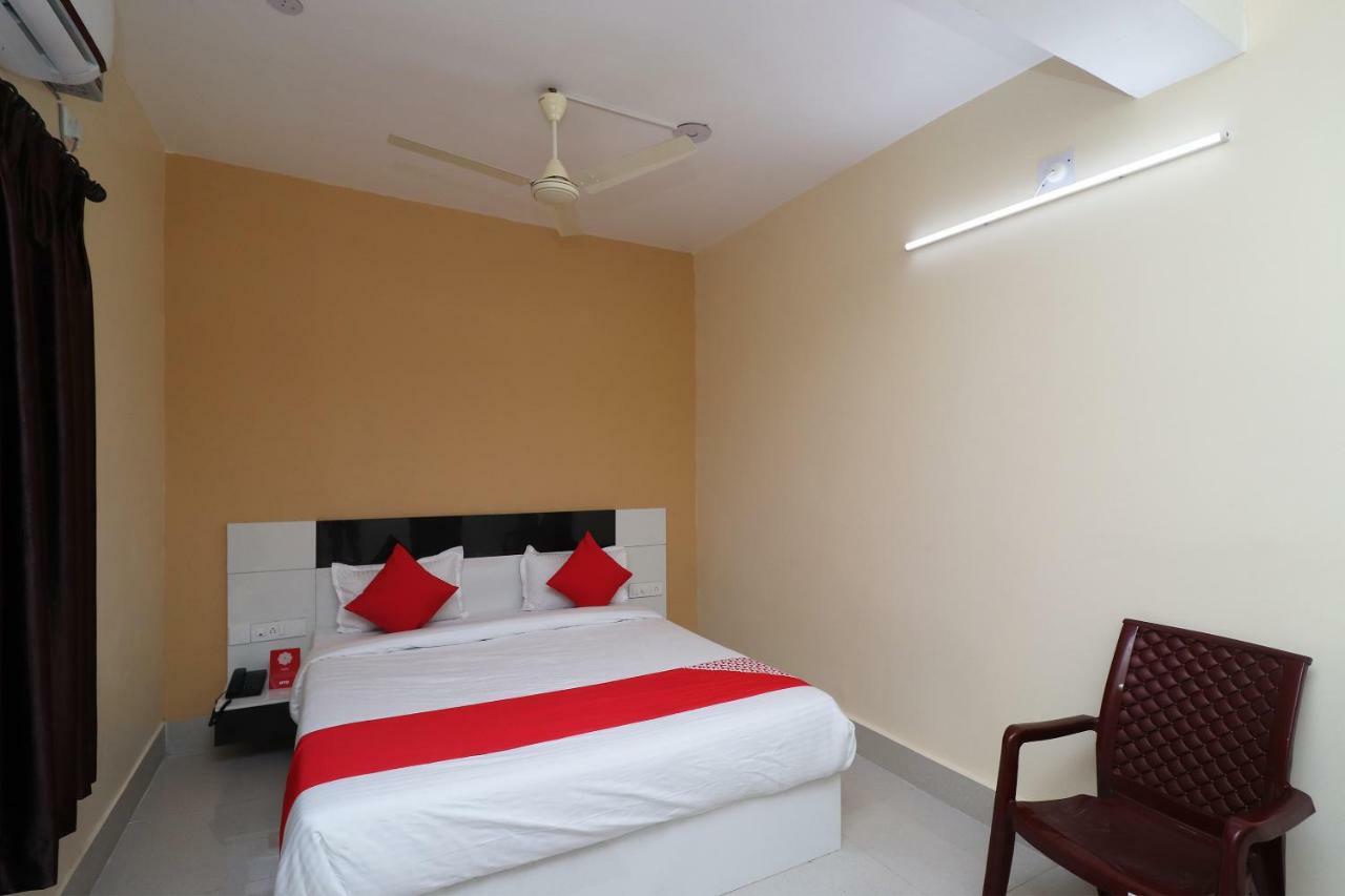 Oyo 35736 Shree Jagannath Lodge Puri Buitenkant foto