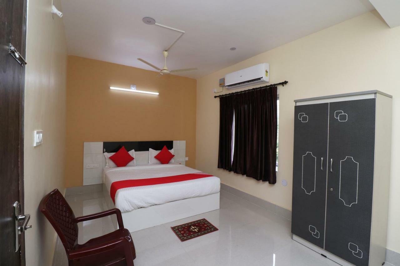Oyo 35736 Shree Jagannath Lodge Puri Buitenkant foto
