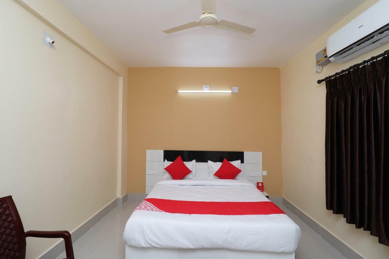 Oyo 35736 Shree Jagannath Lodge Puri Buitenkant foto