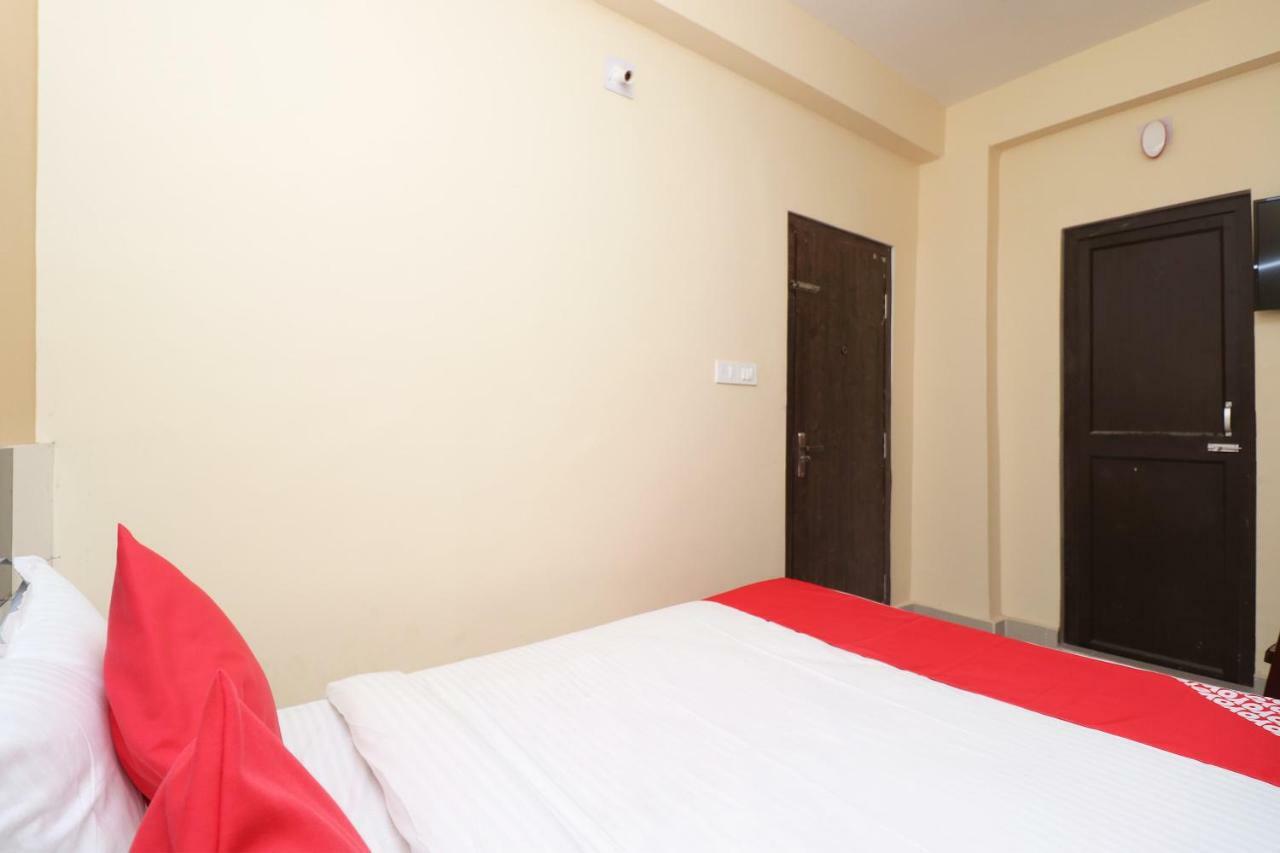 Oyo 35736 Shree Jagannath Lodge Puri Buitenkant foto
