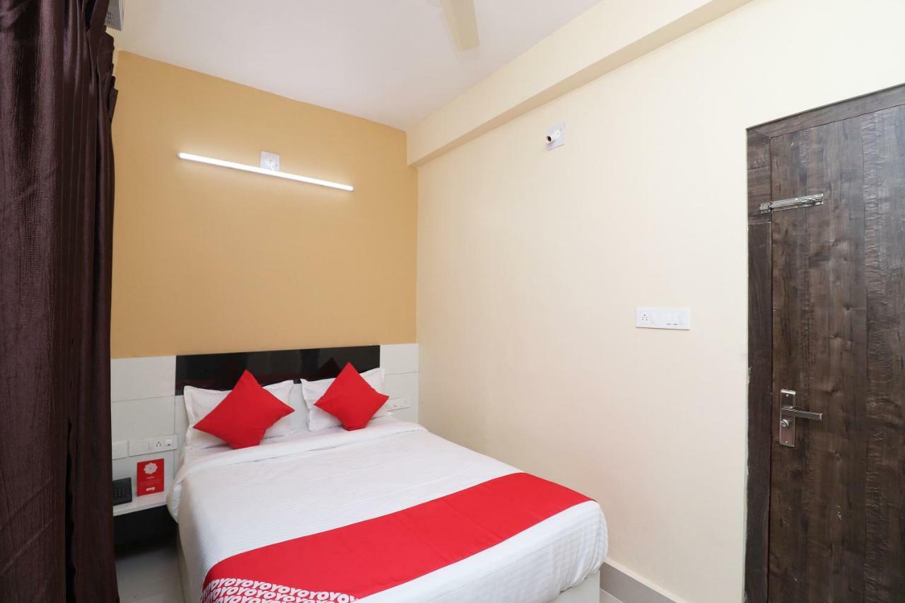Oyo 35736 Shree Jagannath Lodge Puri Buitenkant foto