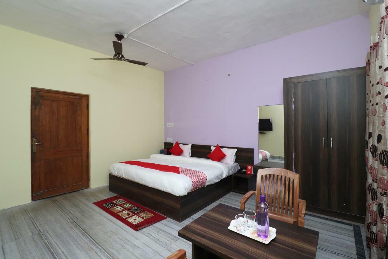 Oyo 35736 Shree Jagannath Lodge Puri Buitenkant foto
