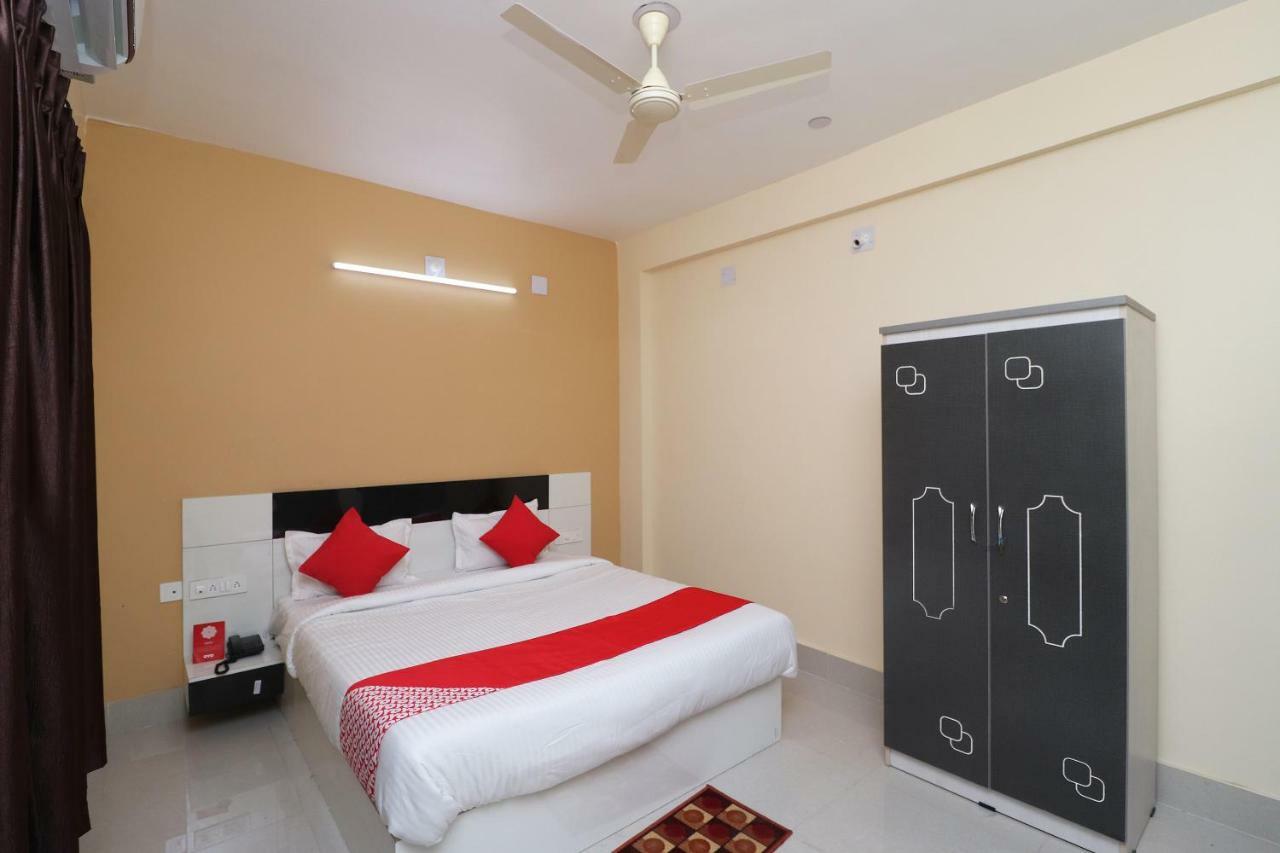Oyo 35736 Shree Jagannath Lodge Puri Buitenkant foto